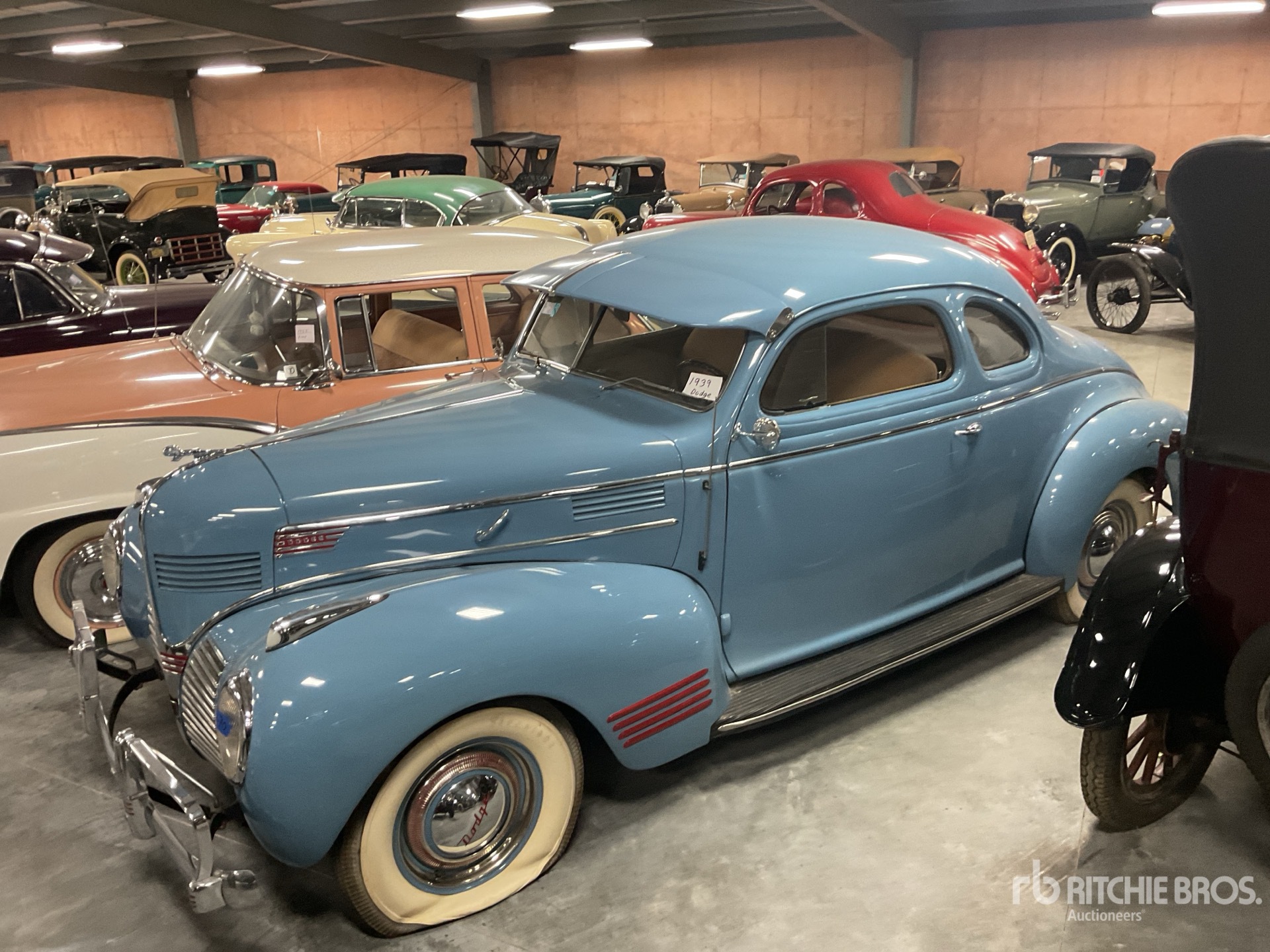 1939 Dodge Luxury Liner Series D11 Business Coupe Classic Car