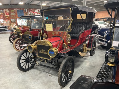 1909 Ford Model T Touring 自動車