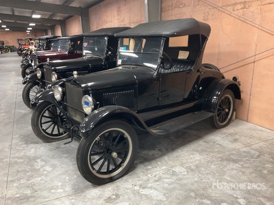 1926 Ford Model T Roadster 自動車