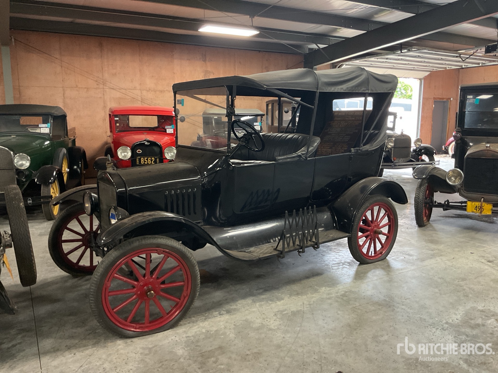 1917 Ford Model T 4-door Touring Auto d'epoca