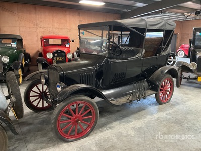 1917 Ford Model T 3-Door Touring Classic Car