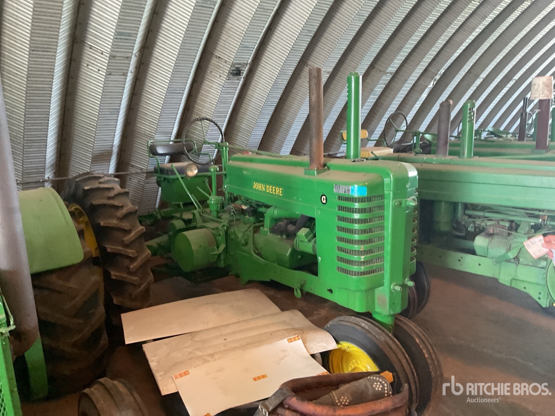 1949 John Deere G Antique Tractor