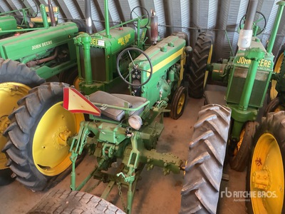 1957 John Deere 420-T Trattore agricolo d'epoca