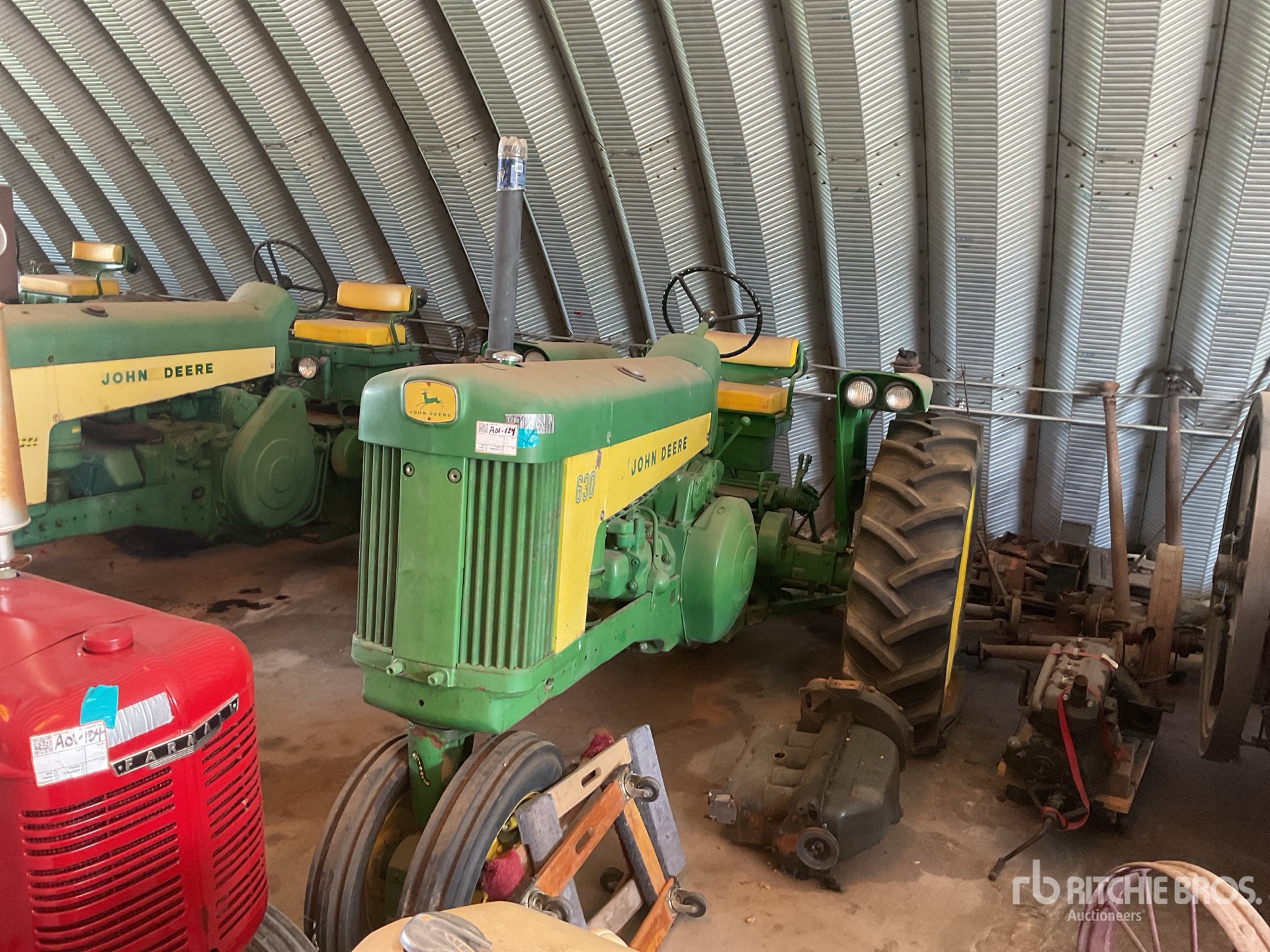 1959 John Deere 360 Antique Tractor