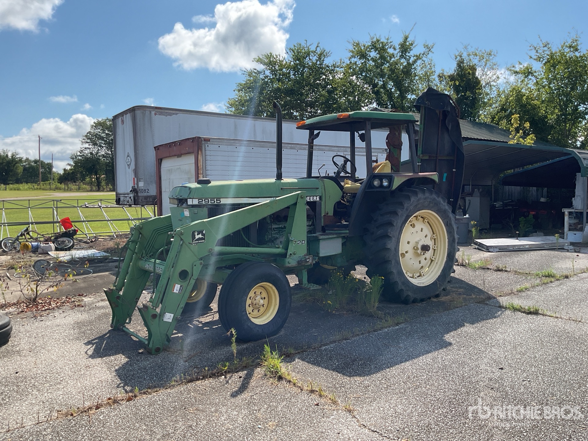 John Deere 2955 2WD Tractor