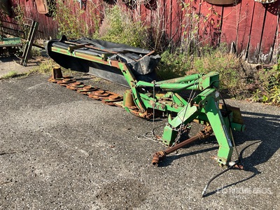 John Deere 275 Disc Mower