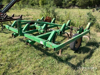 John Deere E1600 108 in Pflug