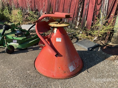 Lowery Mfg 3-Point Fertilizer Spreader