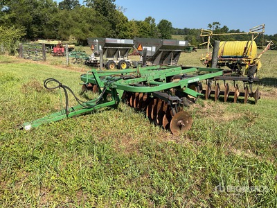 John Deere 150 in Scheiben