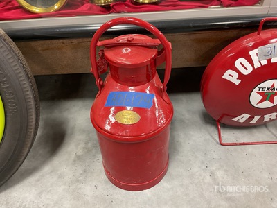 5G Standard Oil Fuel Can Antiques