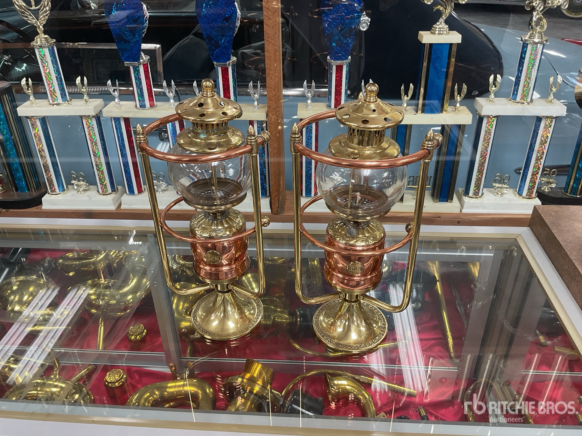 Quantity of (2) Brass & Copper lanterns