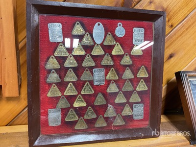 Quantity of (25) Ford Key Tag