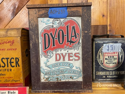 DY-O-LA Display Antiques