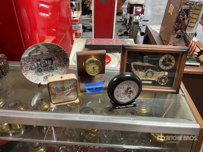 Roy Rogers misc Clocks Antiques