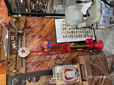 Wayne Hand Crank Pump Antiques