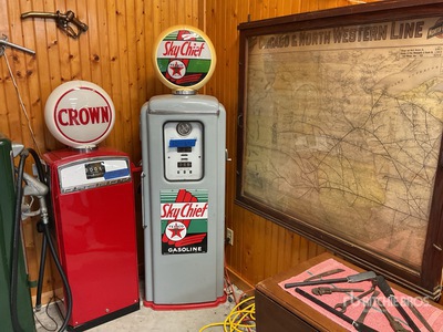 Tokheim Texaco Sky Chief Pump
