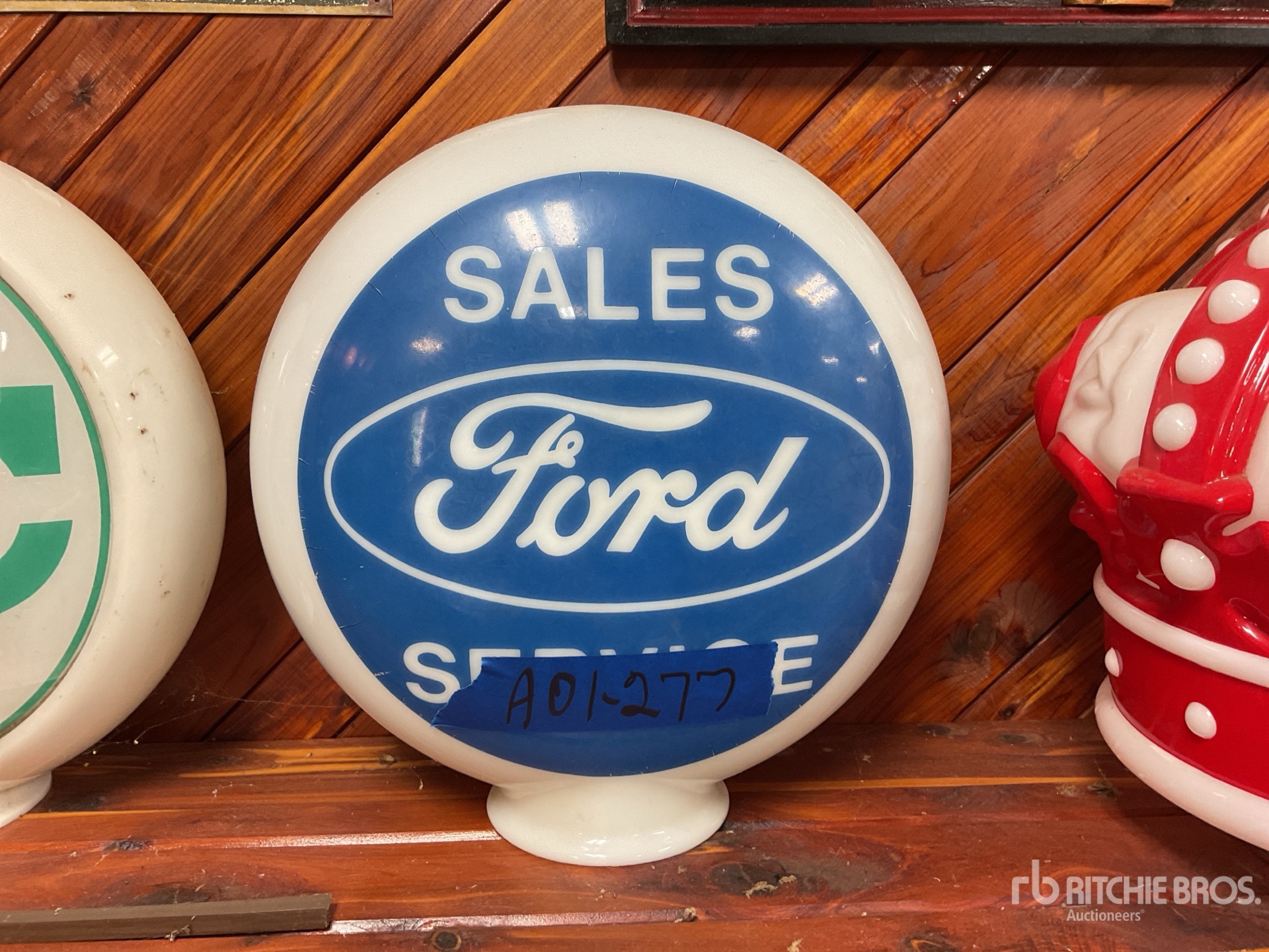 Ford Gas pump Globe