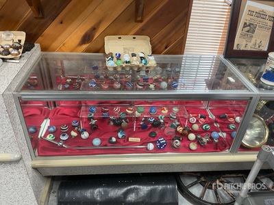 Quantity of (68) Glass Shift knob