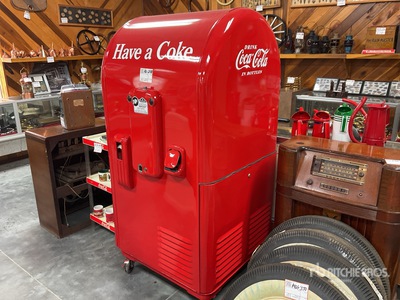 Coca-Cola Drink Machine Antiques