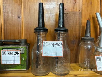 Quantity of (2) Brookins Oiler w/ Spout Antiguedades