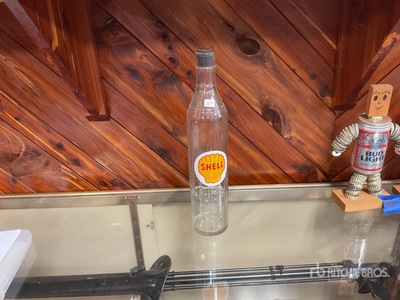 Shell Quart Oil Fill Bottle w/ Stopper