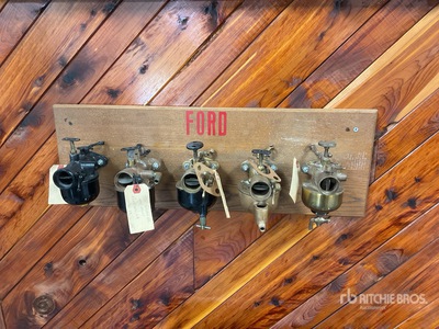Ford Carb Display Antiques