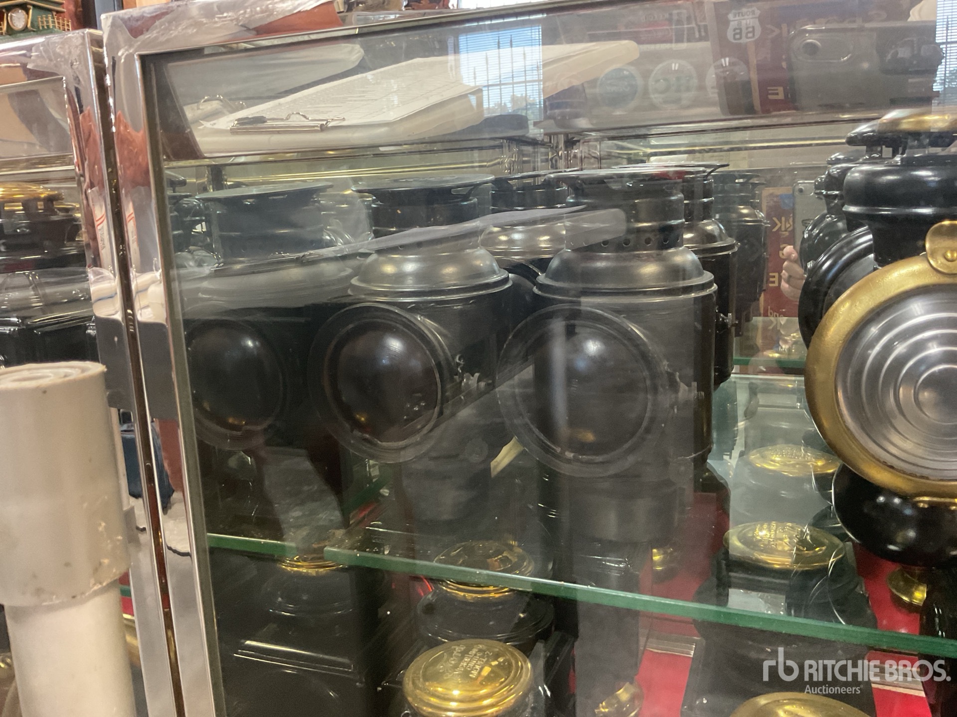 Quantity of (8) Dietz Round Lens, Oil Side Lamp