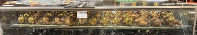Quantity of (43) Carburetor Display Antiguedades