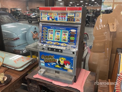 Cranky Condor Slot Machine