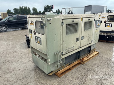2016 Cat XQ60 45 kW Skid-Mounted Groupe électrogène
