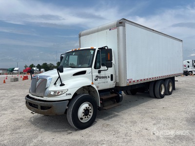 2018 International 4400 6x4 Gesloten vrachtwagen