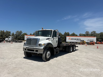 2006 International 7600 6x4 Portavheiculos