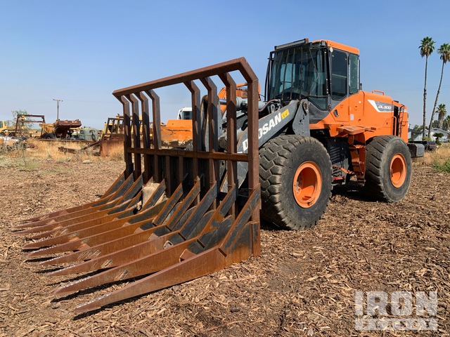 CARGADOR FRONTAL 2018 DOOSAN DL3005