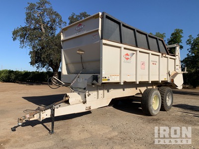 Kuhn PSC 161 Dry Spinner T/A Manure Spreader