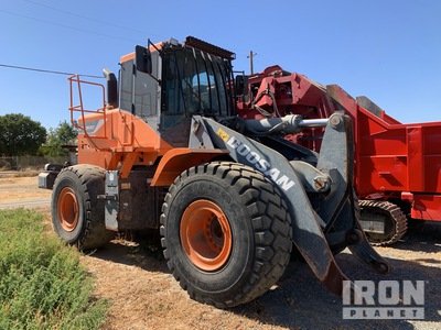 Doosan DL300-5 Wheel Loader (Inoperable)