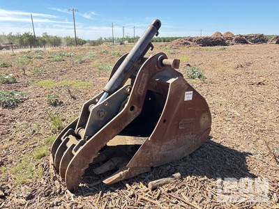 Quantity of (1) Doosan 48 in Excavator Bucket & (1) Doosan Excavator Thumb