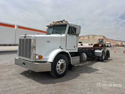 1990 Peterbilt 378 6x4 Abroll-Lkw