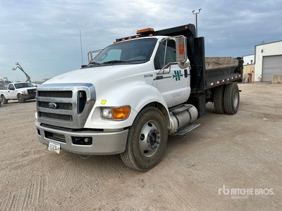 2013 Ford F-650 XL 4x2 2-Achs Kipper-Lkw
