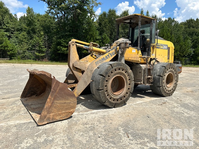 CARGADOR FRONTAL 2017 KOMATSU WA2008