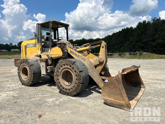CARGADOR FRONTAL 2017 KOMATSU WA2008