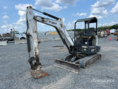 2016 Bobcat E32 Mini Excavator