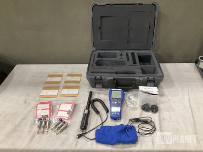 (1) Air Quality Meter, (2) Indicator Light Assemblies & Assorted Items