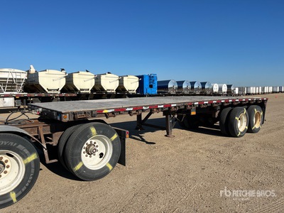 2002 Thruway 28 ft B-Train Pup Remorque à plateau
