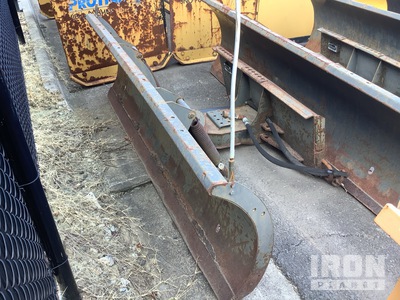 2014 Bobcat  84 in Skid Steer Snow Blade