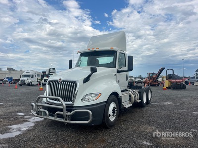 2019 International LT625 6x4 Cabina per trattore stradale