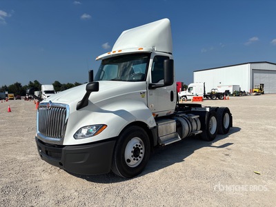 2019 International LT625 6x4 T/A Day Cab Truck Tractor