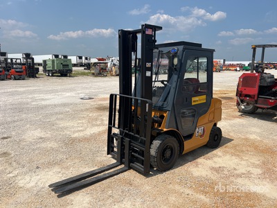 2016 Mitsubishi FD25N 4650 lb Pneumatic Tire Forklift