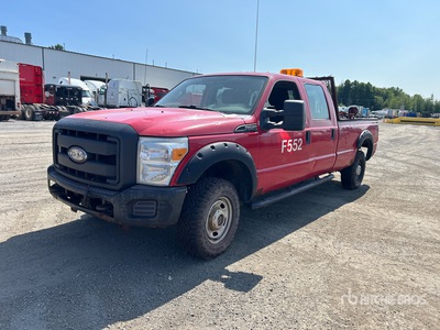 2012 Ford F-250 XL 4x4 Crew Cab بيك اب (Inoperable)