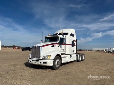 2012 Kenworth T660 6x4 Cabeza Tractora Cabina Dormitorio