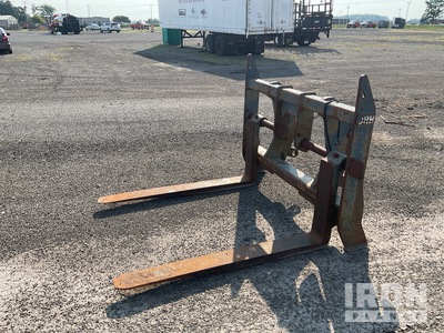 JRB 60 in Wheel Loader Forks - Fits John Deere 624J
